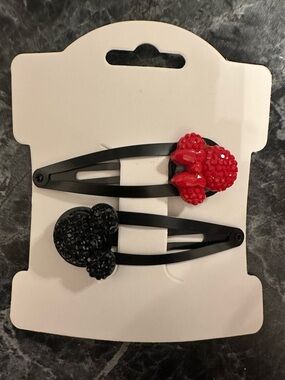 Cute Minnie & Mickey Accent Snap Clips - Red & Black